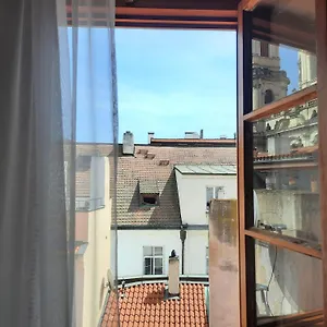 Appartamento U Mecenáše, Praga