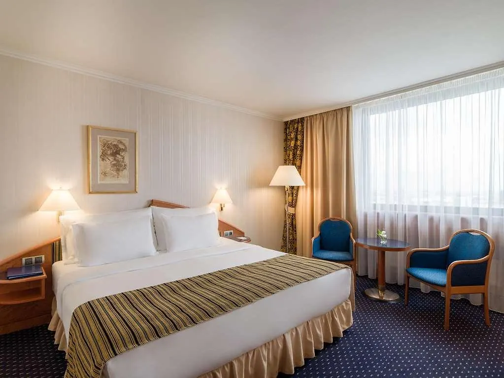 Panorama Hotel Prague 4*,