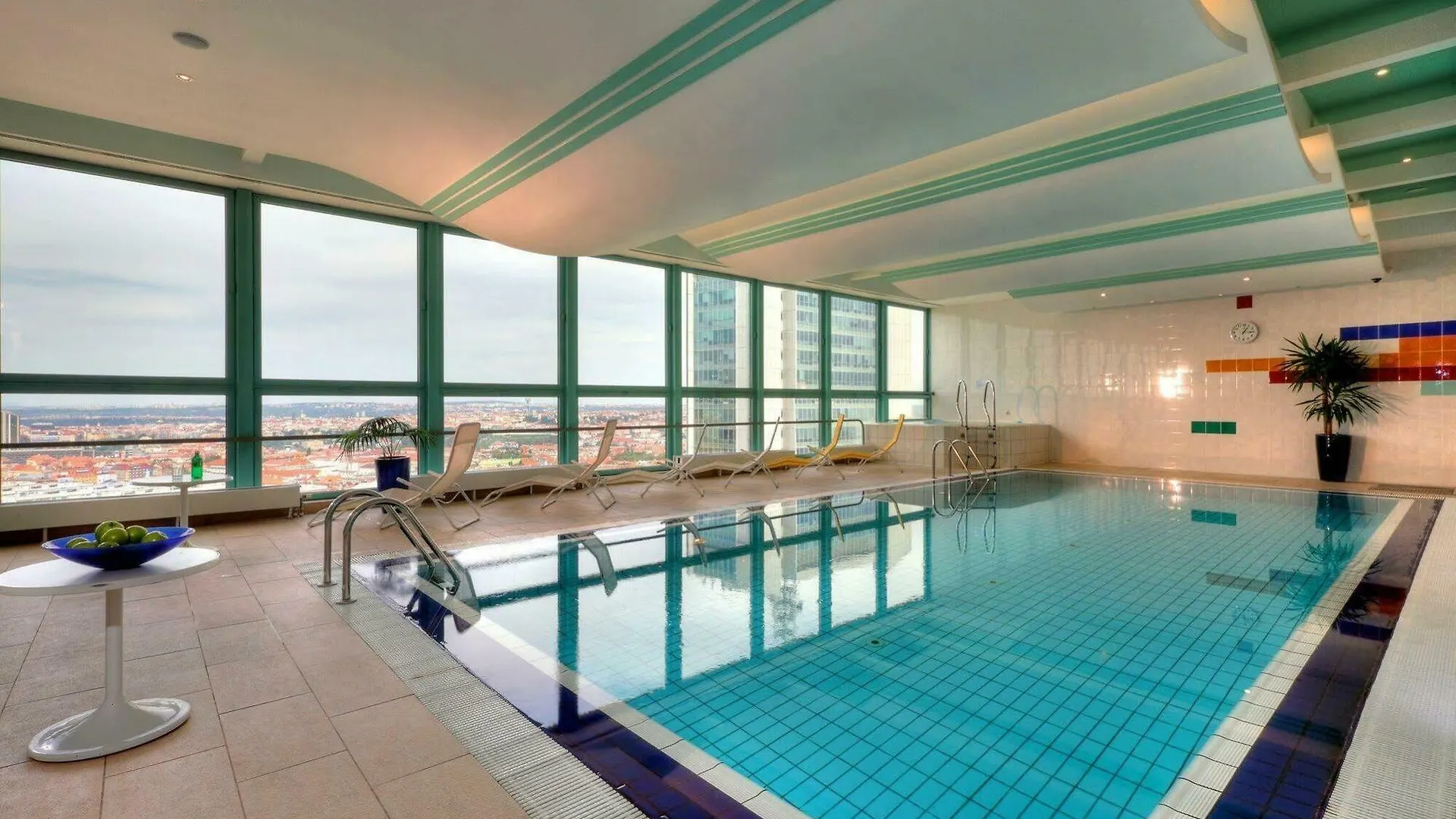 Panorama Hotel Prague 4*,