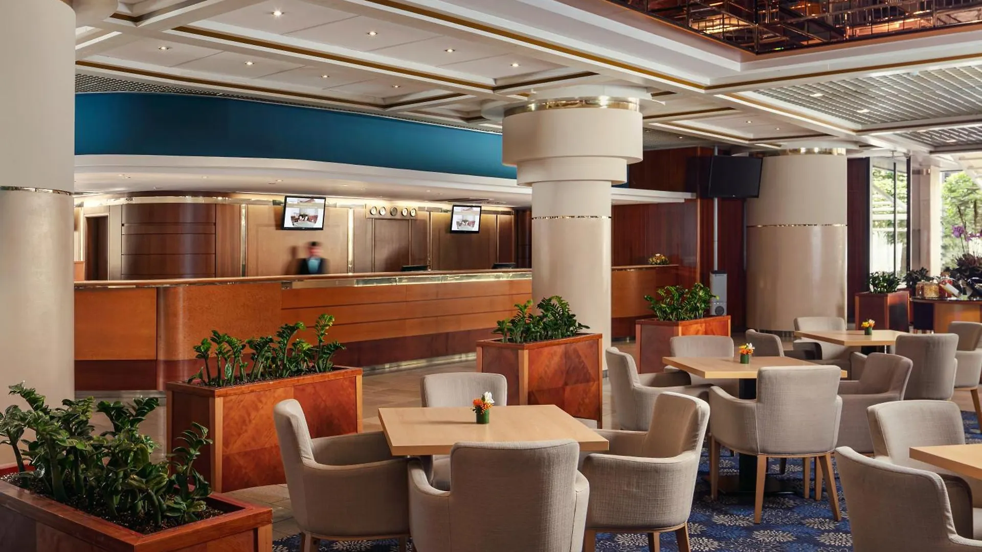 Panorama Hotel Πράγα 4*,